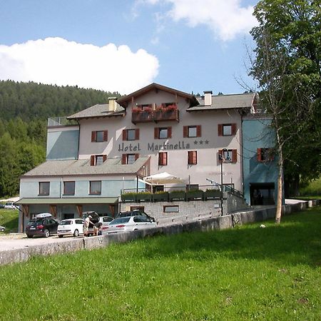 Hotel Martinella Folgaria Kültér fotó