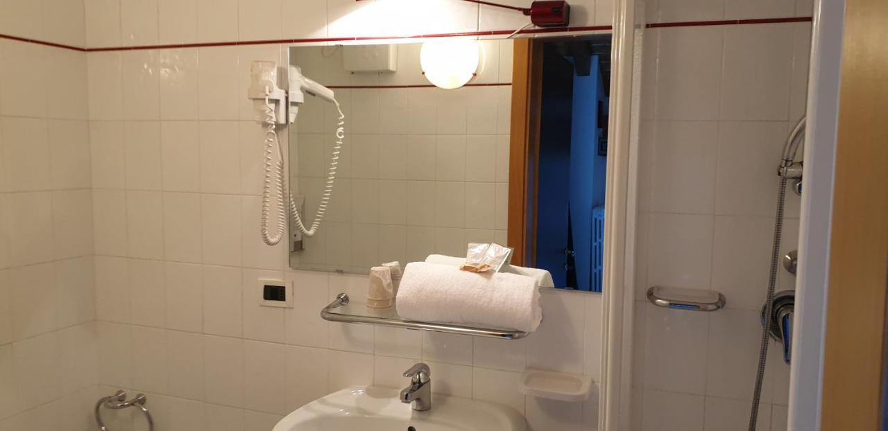 Hotel Martinella Folgaria Kültér fotó