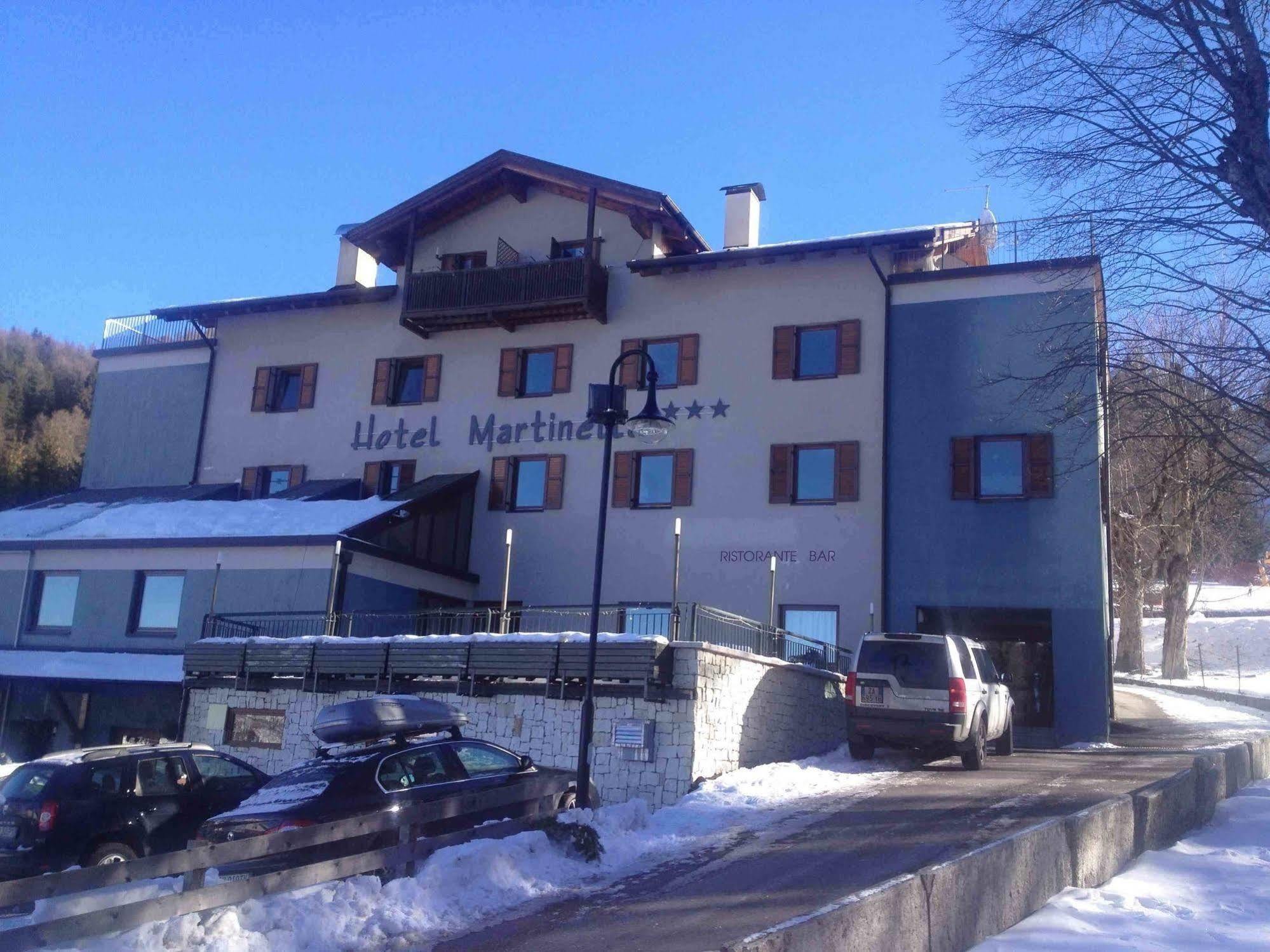 Hotel Martinella Folgaria Kültér fotó